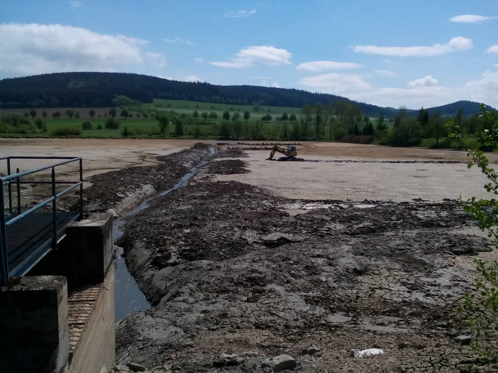 MVN Kralický rybník, Plynárenský potok, obnova vodního díla - Okrouhlicky